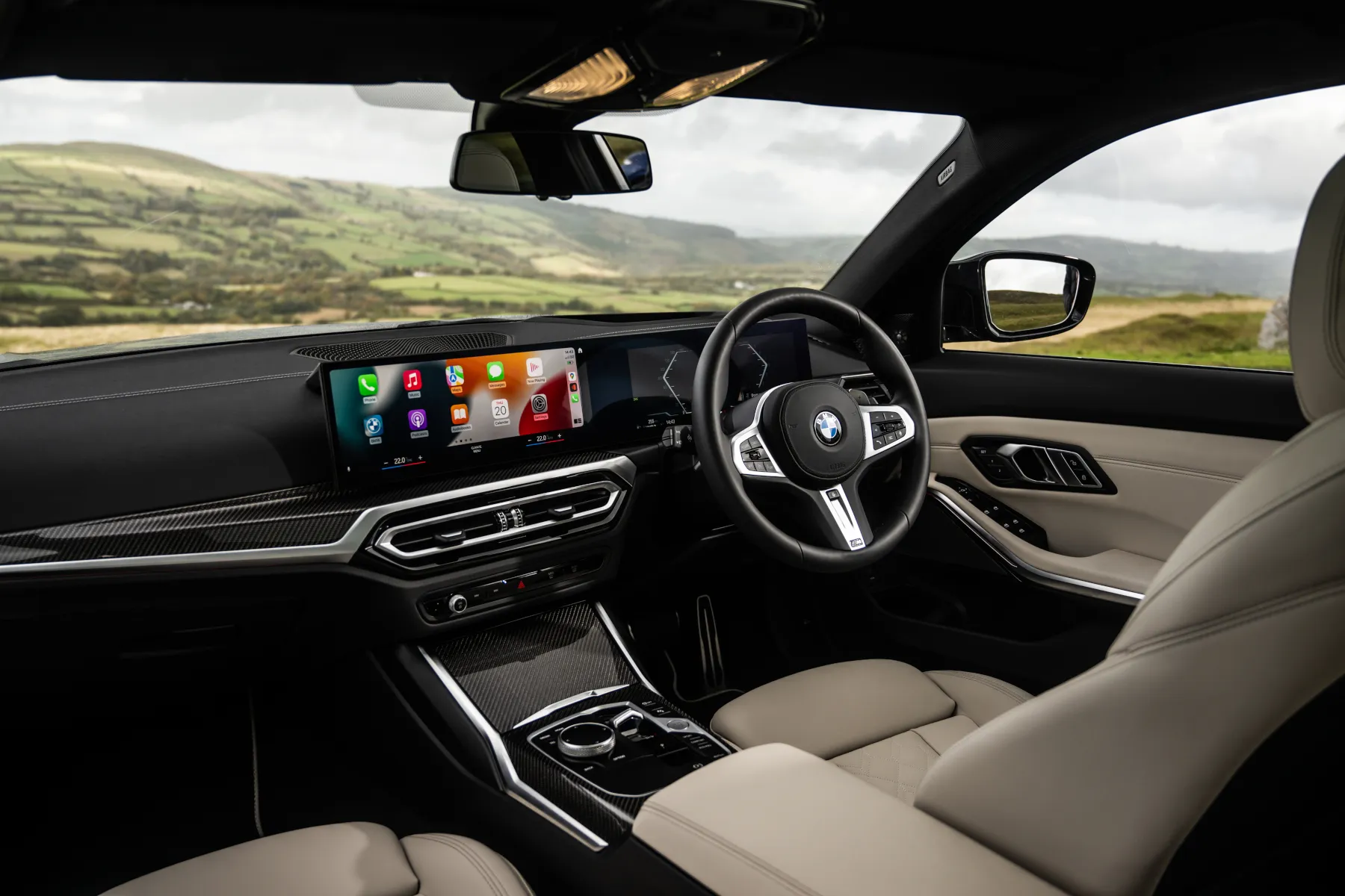 BMW 3 Series - Thumbnail 5